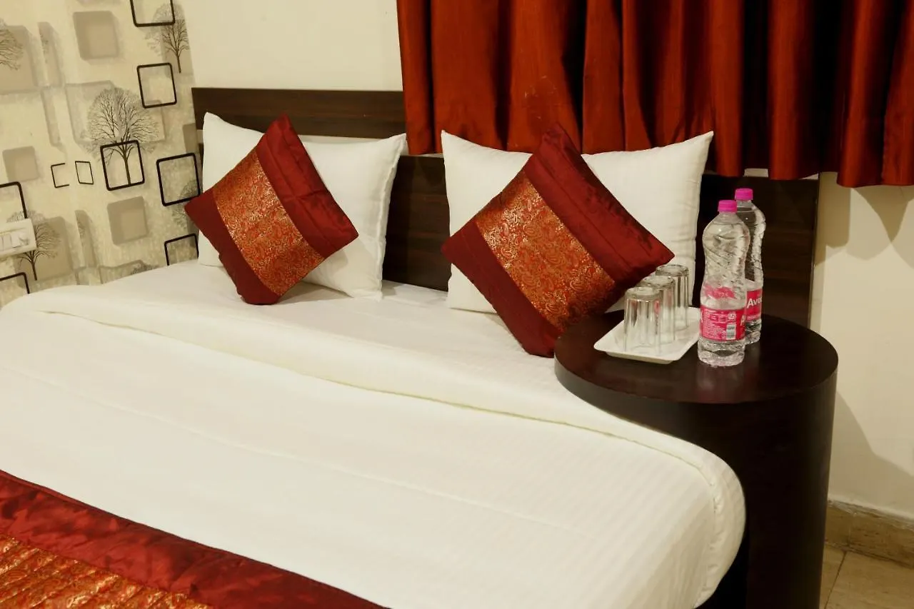 Hotel Square Plaza At Airport New Delhi