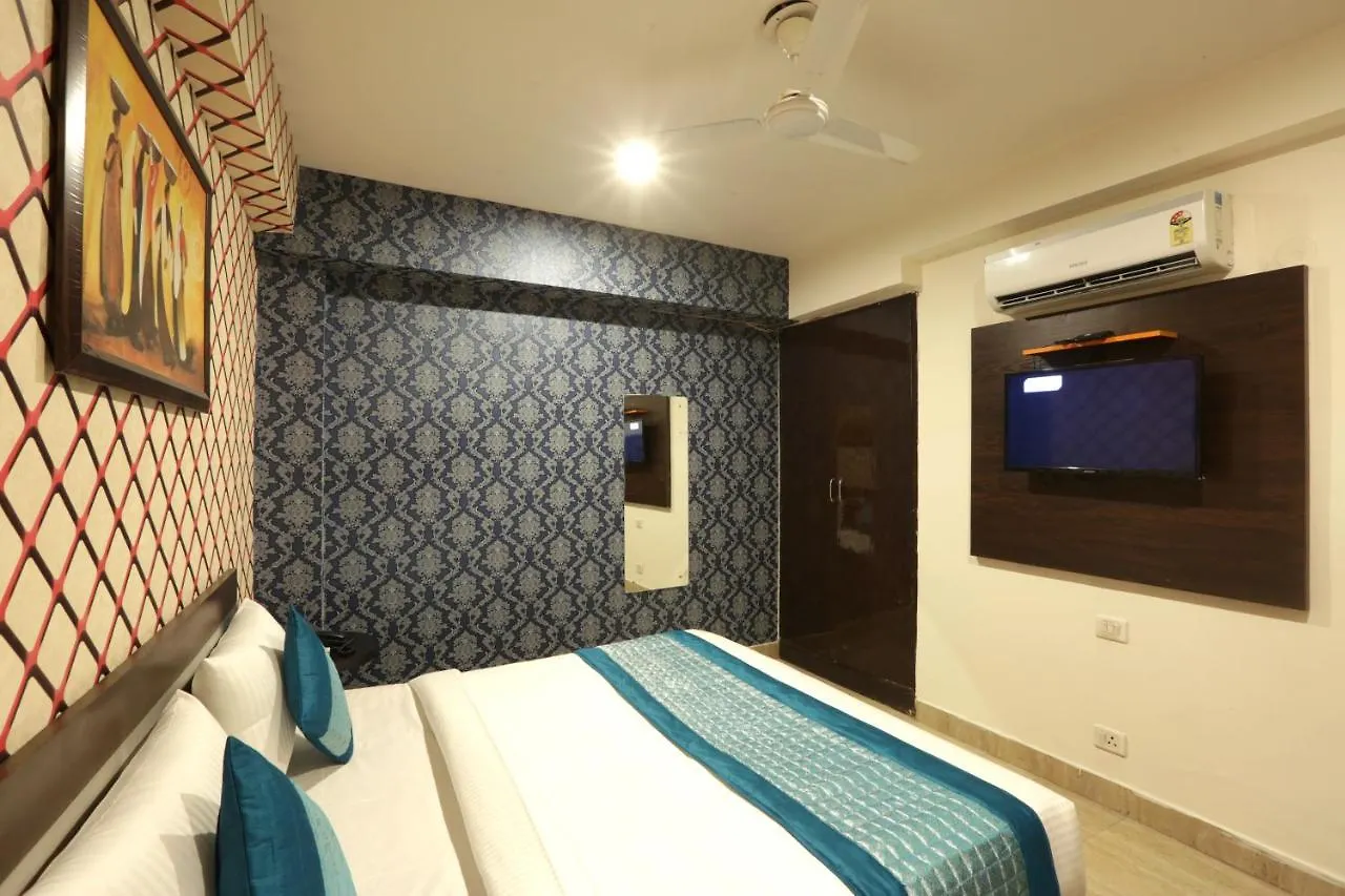 Hotel Square Plaza At Airport New Delhi